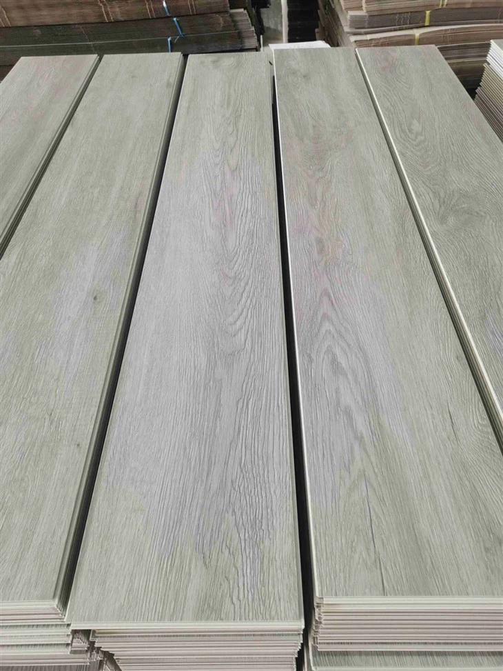 100% Waterproof 4mm 5mm Vinyl SPC Flooring Plank